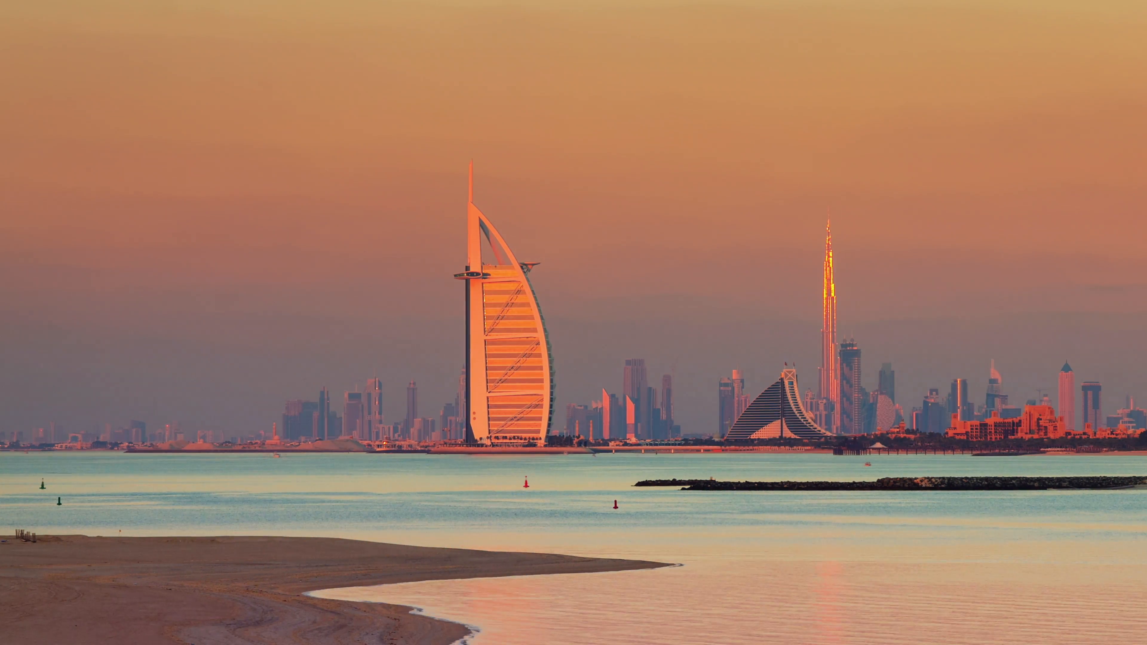 Бурдж-Халифа Дубай закат. Бурдж Аль-араб, Объединенные арабские эмираты. Дубай Бурдж Халифа с пляжа. ОАЭ Бурдж Халифа рассвет. Дубай на неделю на двоих
