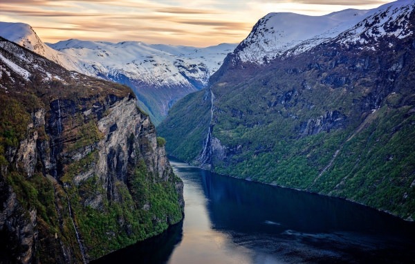 Акернесет гора в норвегии