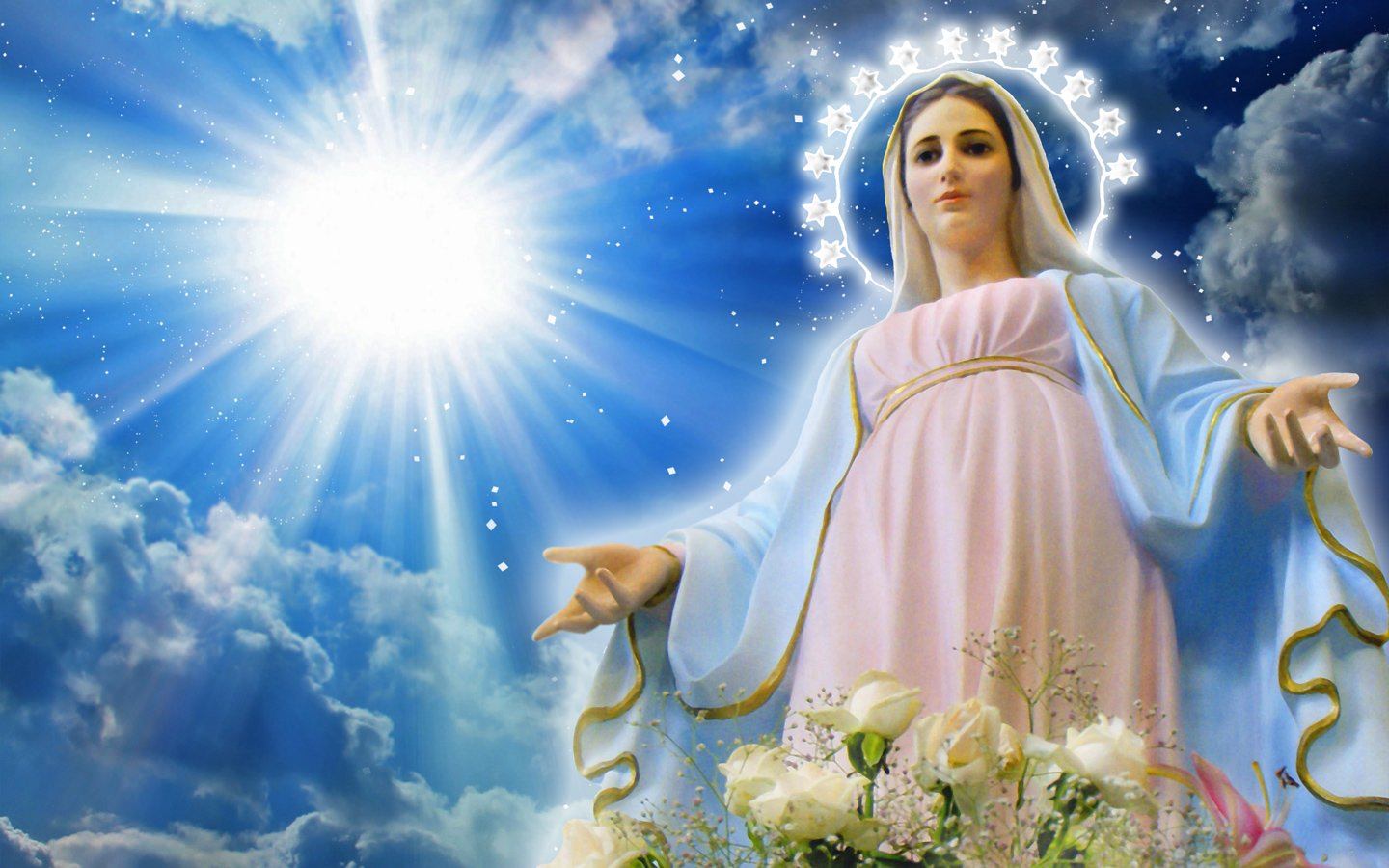 Про богородицу. Богородица. Божья Матерь на фоне неба. Дева Мария на фоне неба. Богородица на фоне природы.