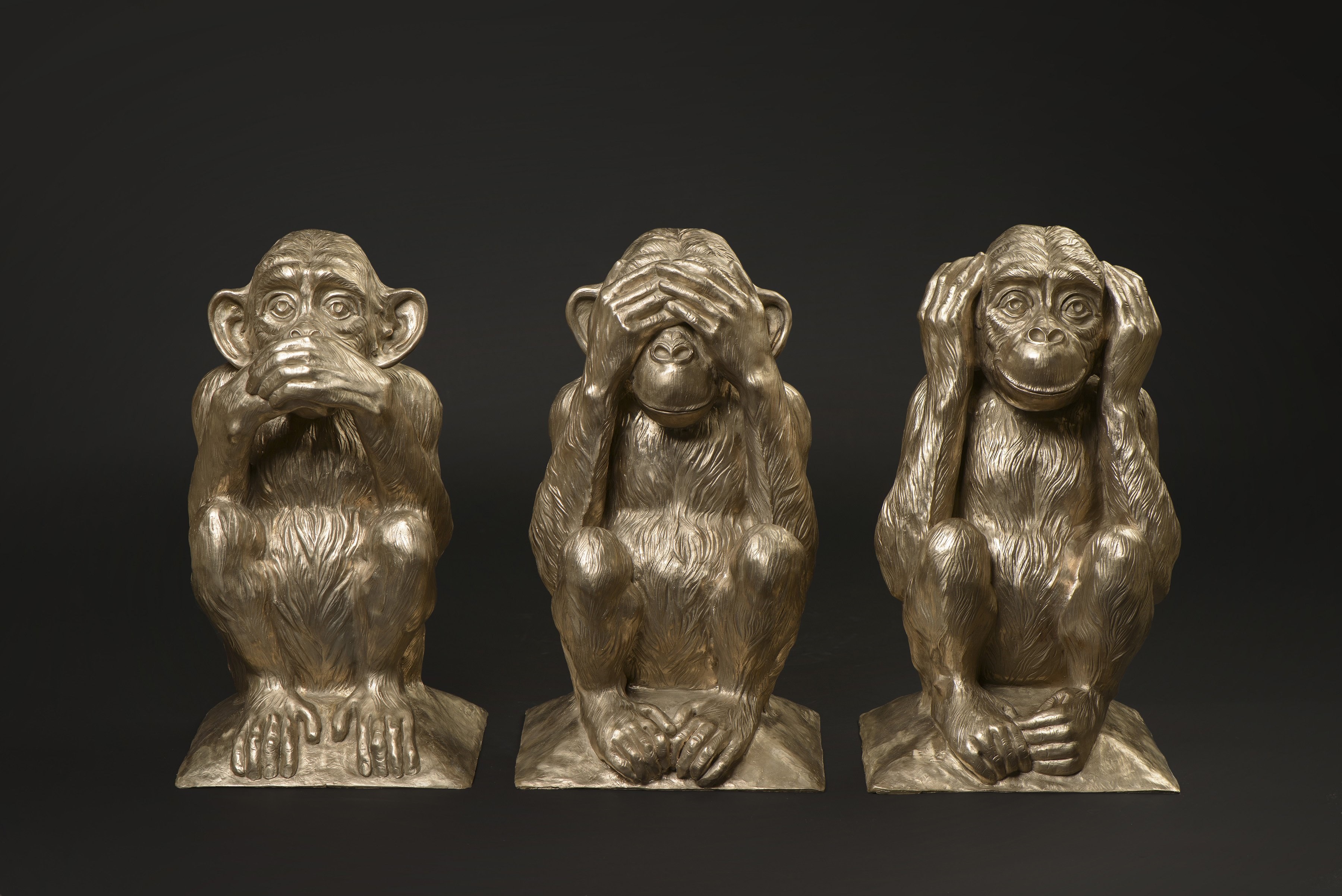 Обезьяна 3 буквы. Мидзару Кикадзару Ивадзару. Три обезьяны. Три обезьянки. Три обезьяны скульптура.
