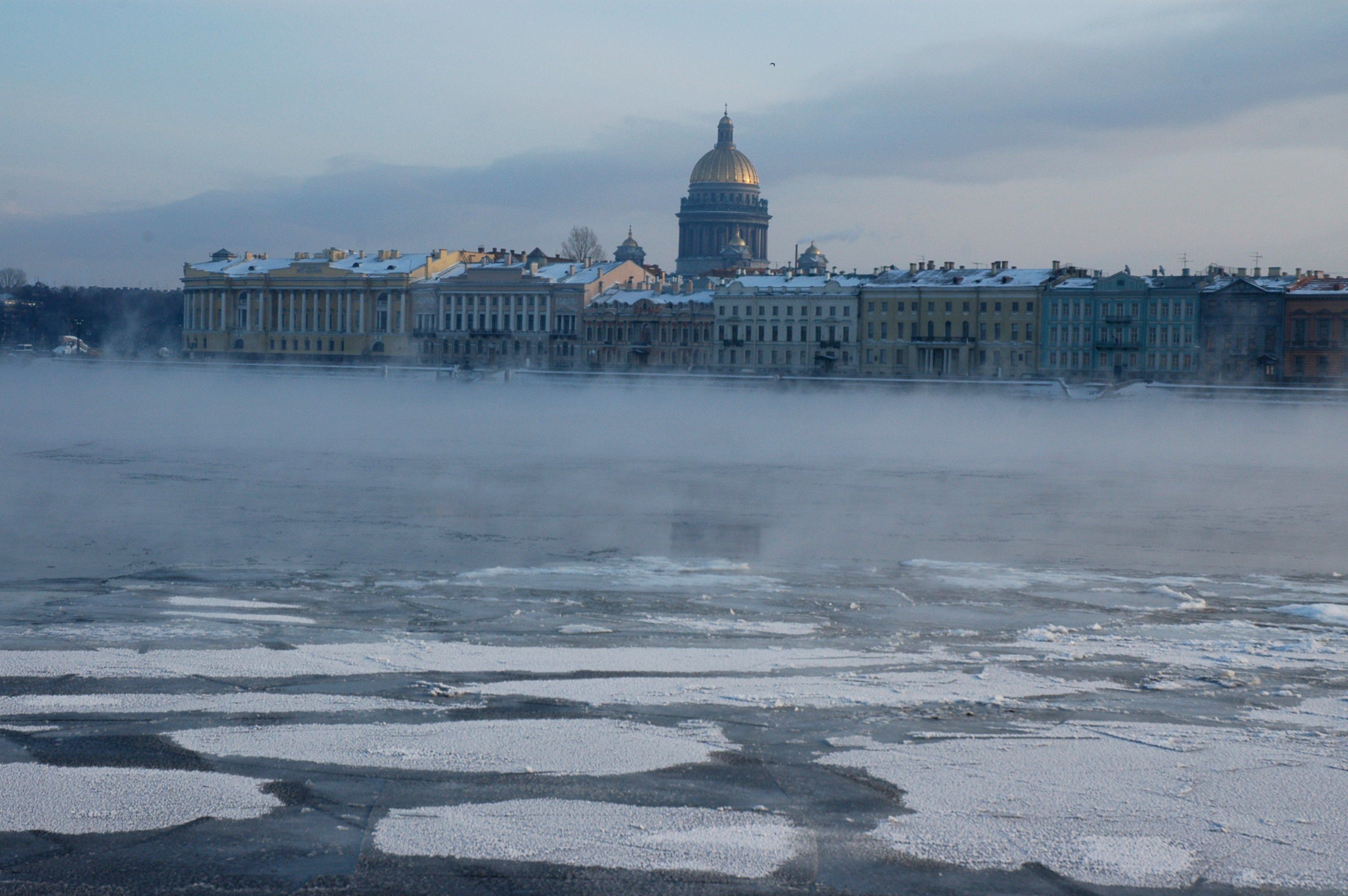 Петербург погода ближайшие дни. Дождливый зима Питер Марсово.