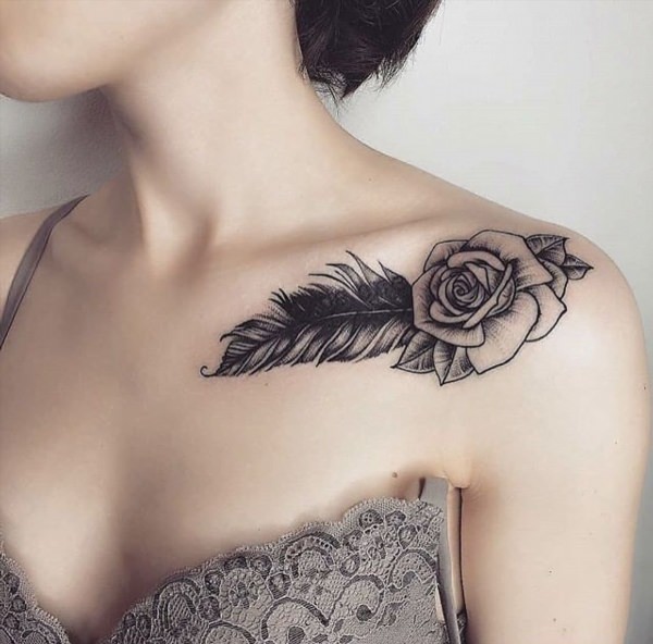 Женские татуировки на ключице