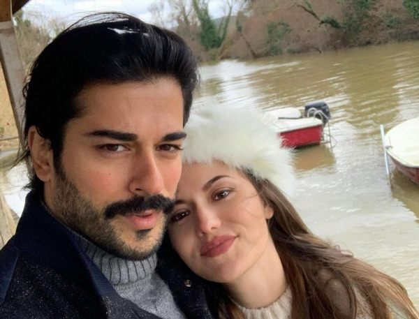 Турецкий актер Бурак И Его Жена